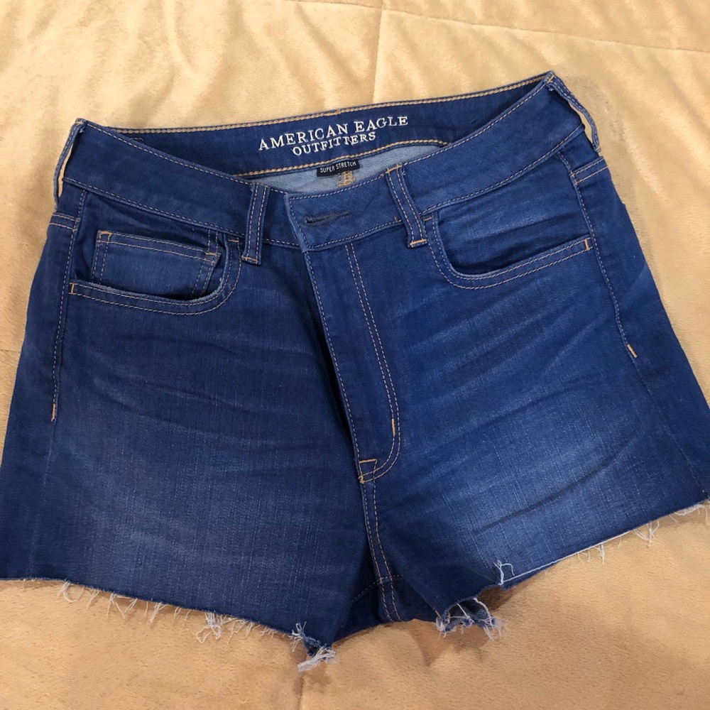 American Eagle Shorts Size 12!!